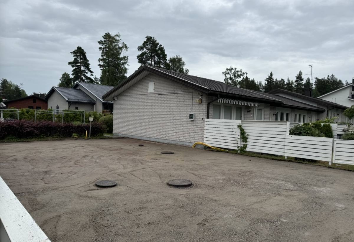 Maanrakennus- ja pihan pohjatyö, kuva 9