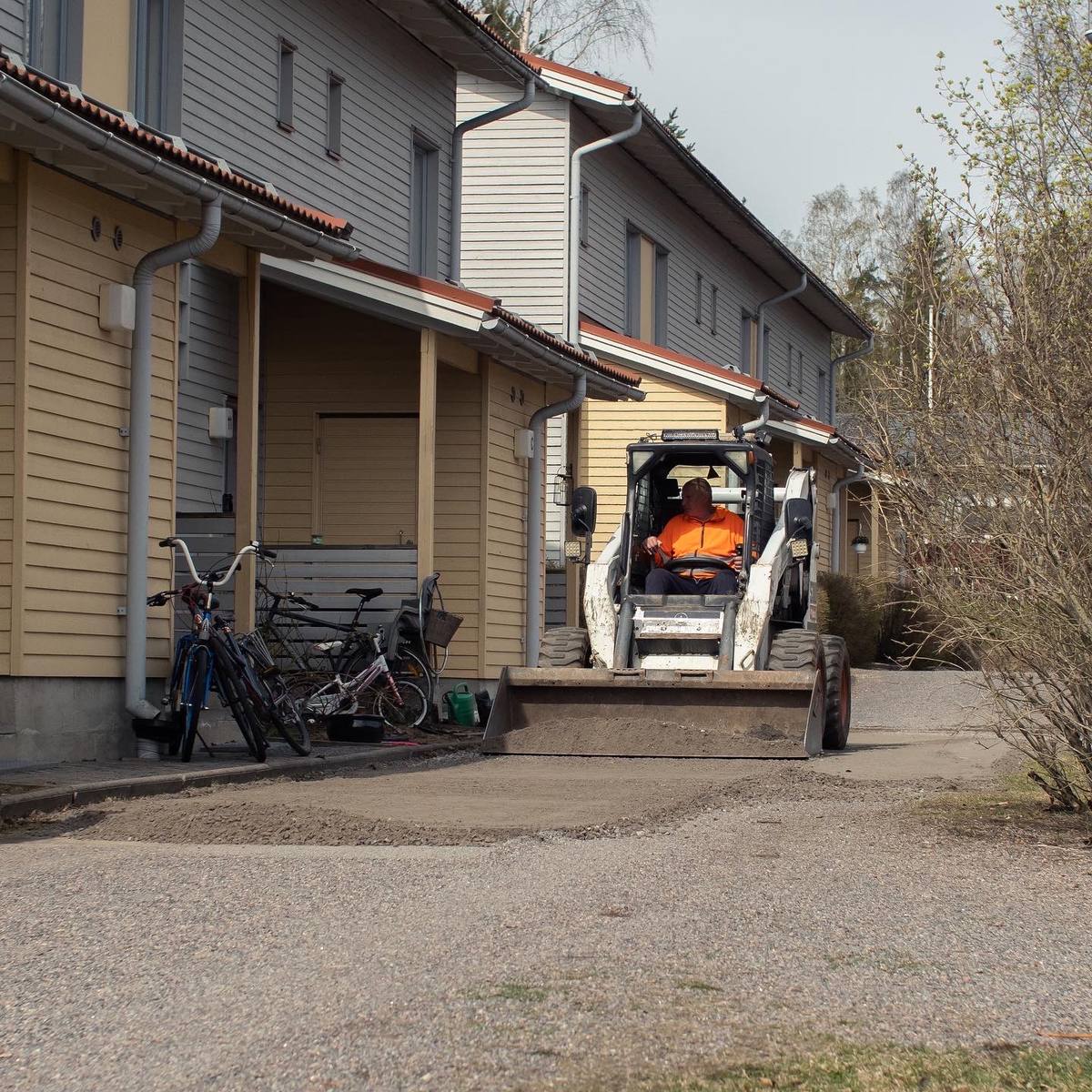 Maanrakennus- ja pihan pohjatyö, kuva 14