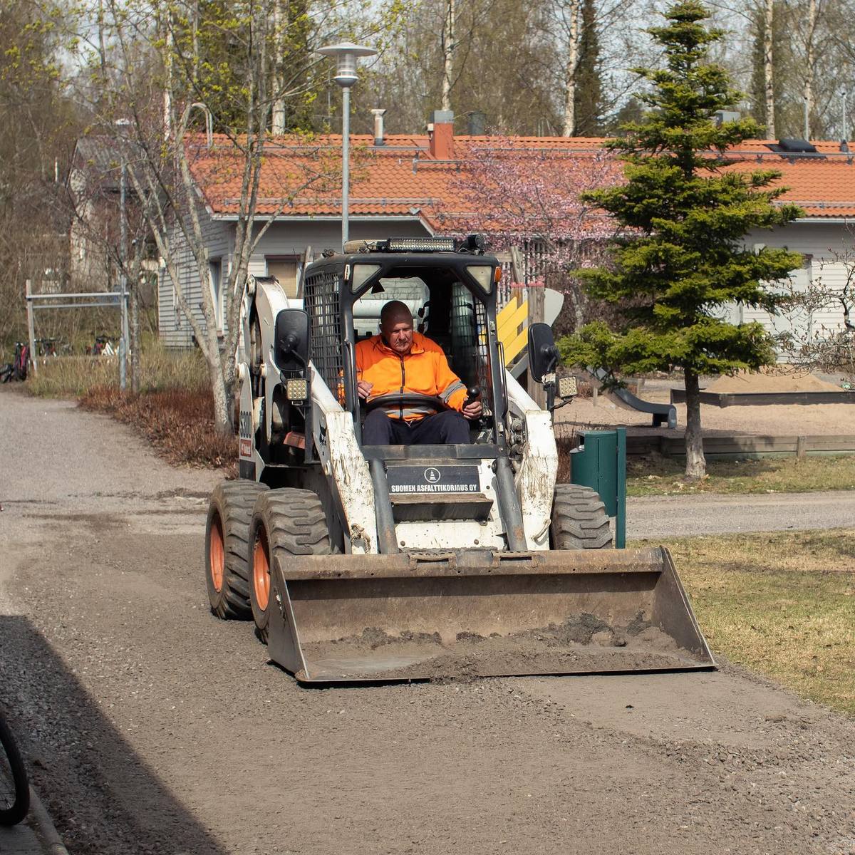 Maanrakennus- ja pihan pohjatyö, kuva 20