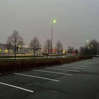 Tie- tai pysäköintialueen merkintätyö, kuva 8