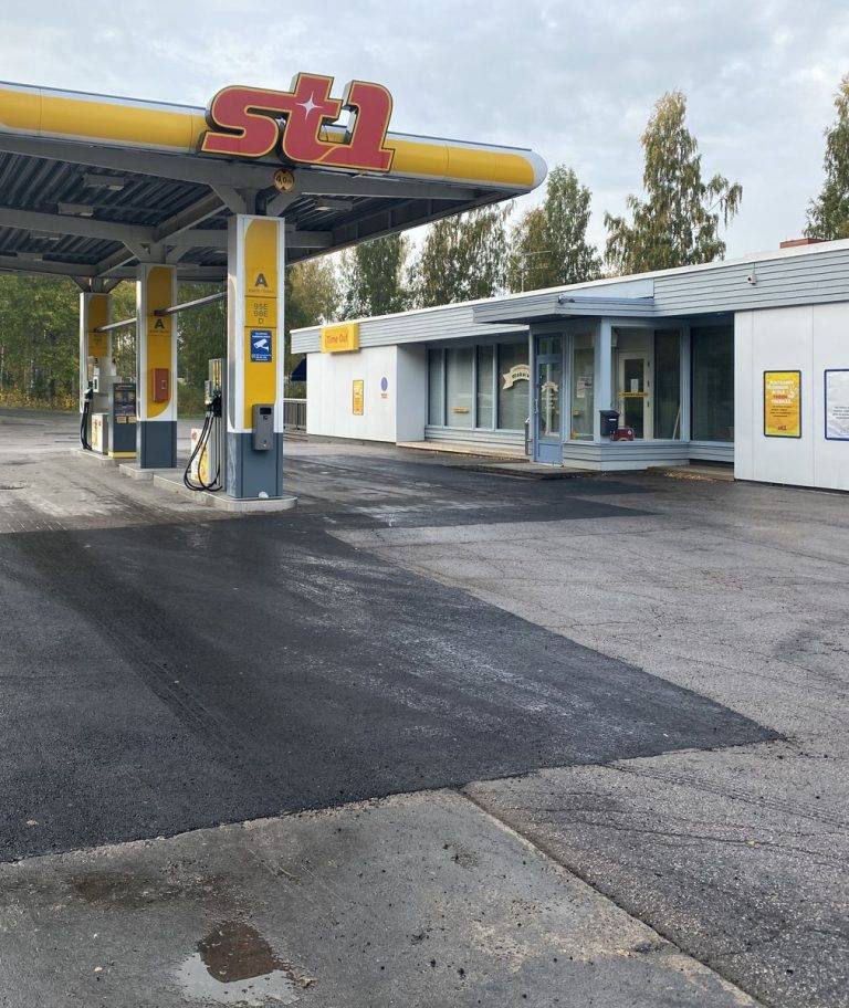 Asfaltin paikkaus- ja korjaustyö, kuva 17